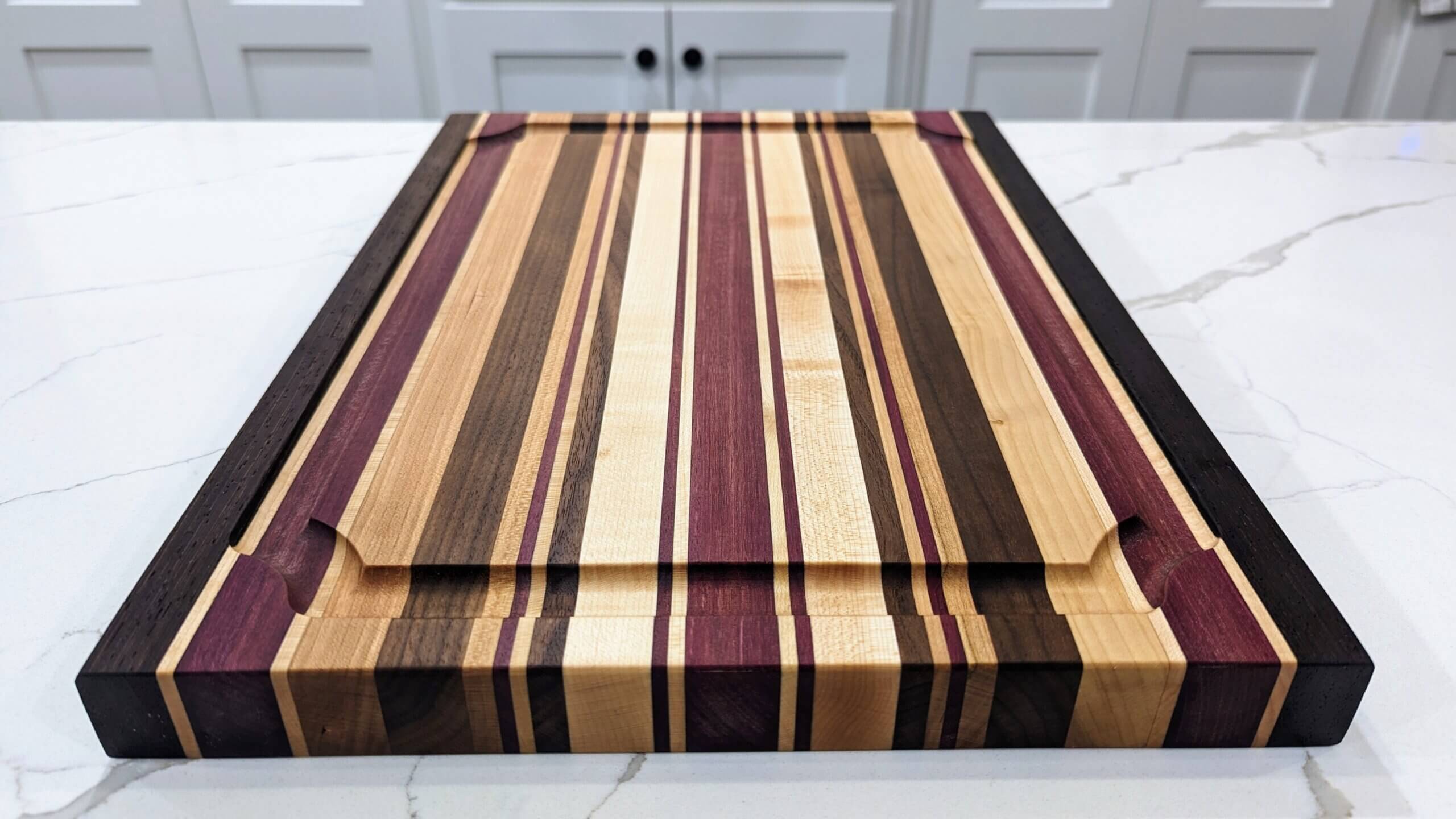 Padauk Wood Cutting Board with Walnut and Maple Borders – DPCustoms